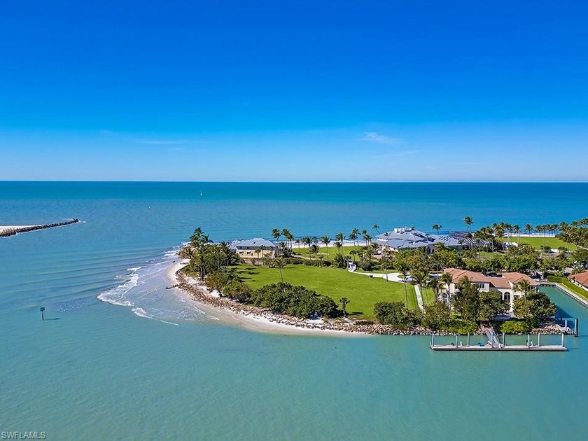 Gordon Pointe. The most unique, exceptional offering in Florida - Beach Acreage for sale in Naples, Florida on Beachhouse.com
