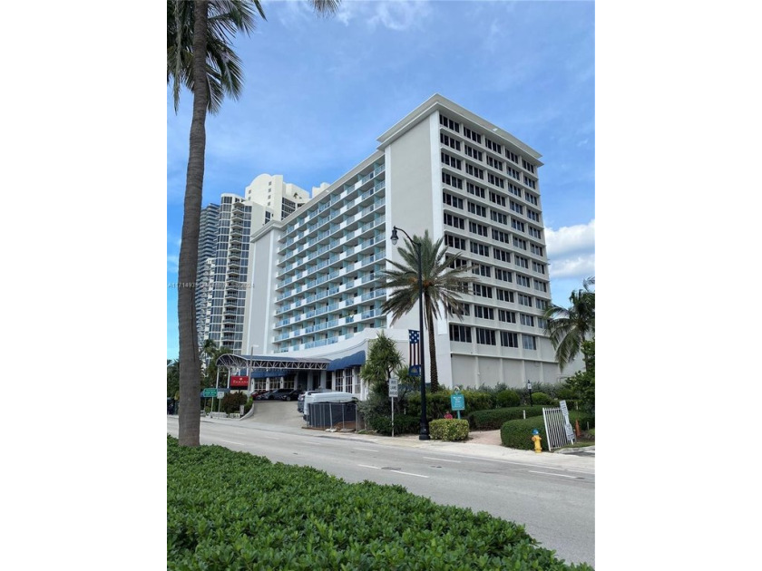 BEST PRICE on  DIRECT OCEAN VIEW  +Balcony, Unit is not in the - Beach Condo for sale in Sunny Isles Beach, Florida on Beachhouse.com