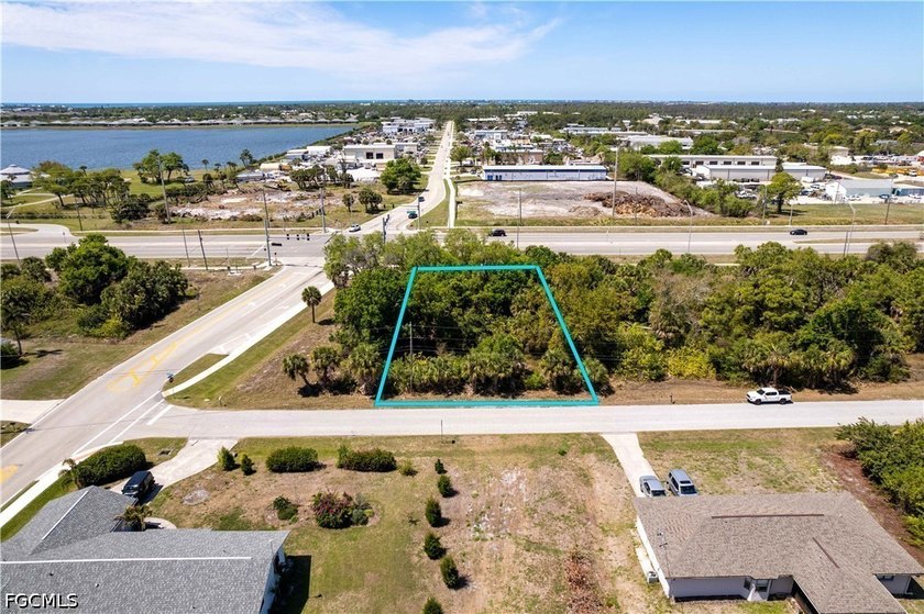Exceptional opportunity to build your dream home or secure a - Beach Lot for sale in Englewood, Florida on Beachhouse.com