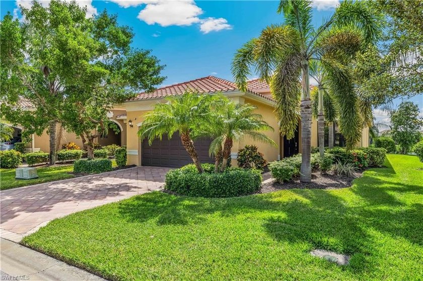 Spacious single-family residence set within the highly - Beach Home for sale in Fort Myers, Florida on Beachhouse.com