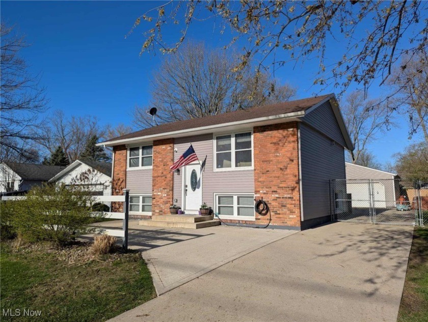 Welcome home to 1294 Bennett, located in beautiful Madison - Beach Home for sale in Madison, Ohio on Beachhouse.com