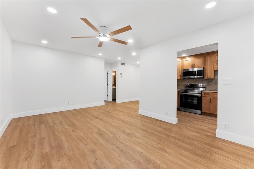 **BACK ON MARKET DUE TO NO FAULT OF SELLER** Beautifully - Beach Condo for sale in Lighthouse Point, Florida on Beachhouse.com