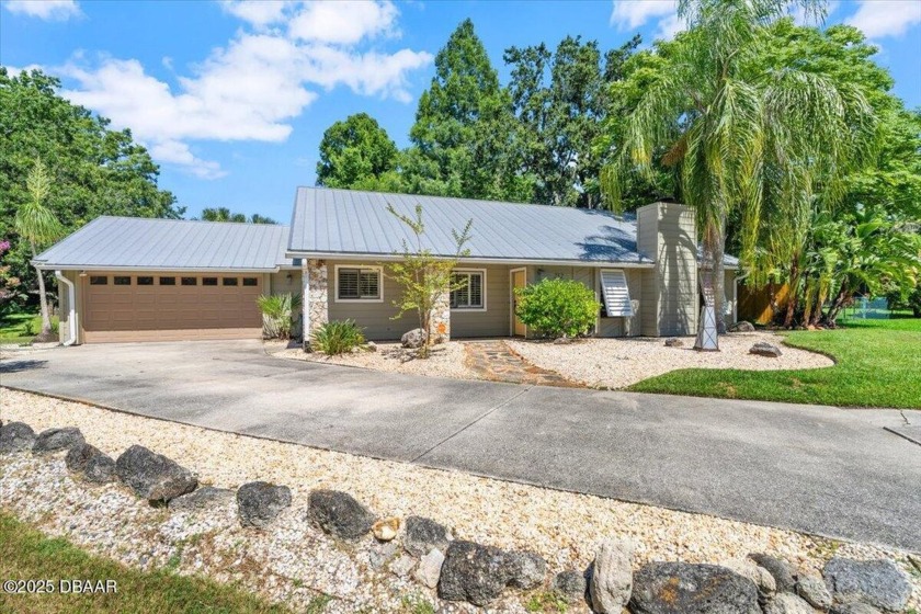 Welcome to your waterfront retreat in the heart of Ormond Beach! - Beach Home for sale in Ormond Beach, Florida on Beachhouse.com