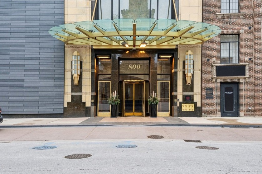 Step into extraordinary luxury with this beautifully updated - Beach Home for sale in Chicago, Illinois on Beachhouse.com