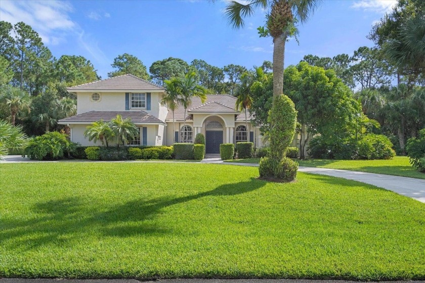 Welcome to this must-see, spacious family home, cared for by its - Beach Home for sale in Wellington, Florida on Beachhouse.com