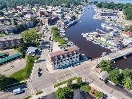 Extraordinary South Haven location with pristine beaches, dining - Beach Condo for sale in South Haven, Michigan on Beachhouse.com