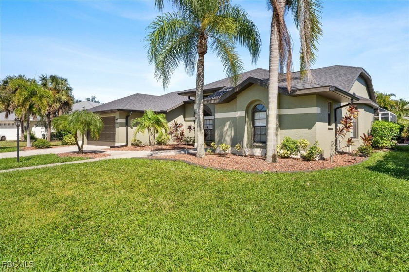 Welcome to 1048 Harbour Drake Drive, located in the gorgeous - Beach Home for sale in Punta Gorda, Florida on Beachhouse.com