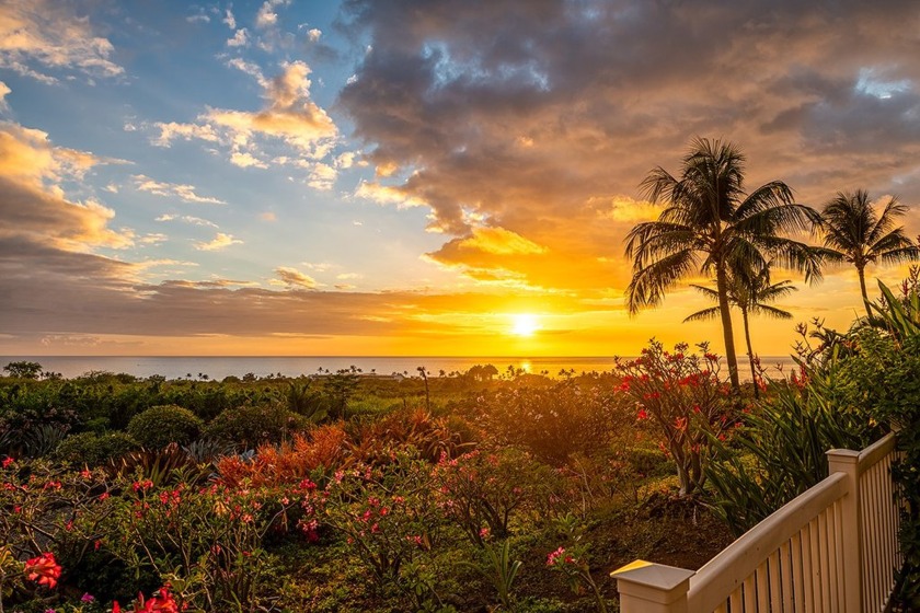 Beautiful ground floor unit.  Unobstructed sunset and ocean - Beach Condo for sale in Kailua Kona, Hawaii on Beachhouse.com