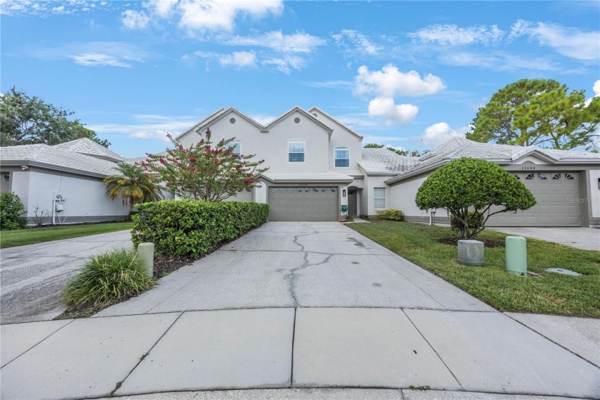 Welcome to the beautiful Townhomes of Eagles Walk.This desirable - Beach Townhome/Townhouse for sale in Clearwater, Florida on Beachhouse.com