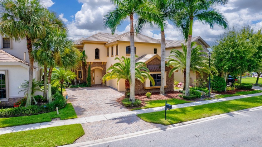 Seller offering $10K towards Buyer's closing costs! What an - Beach Home for sale in Wellington, Florida on Beachhouse.com