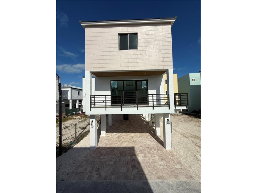 Brand New Construction. Modern and tastefully done. Open floor - Beach Home for sale in Key Largo, Florida on Beachhouse.com