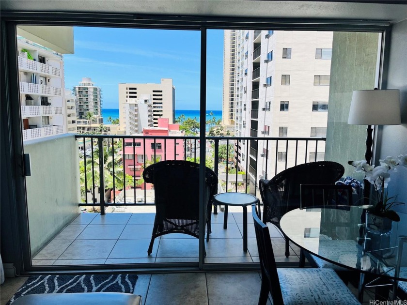 Come Live your Hawaii Dream Life! Waikiki Park Heights is a - Beach Condo for sale in Honolulu, Hawaii on Beachhouse.com