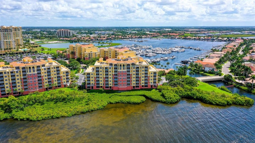 Spectacular panoramic views overlooking the Manatee River in the - Beach Condo for sale in Palmetto, Florida on Beachhouse.com