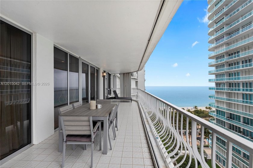 This stunning 3,340 square foot residence is the largest unit of - Beach Condo for sale in Bal Harbour, Florida on Beachhouse.com