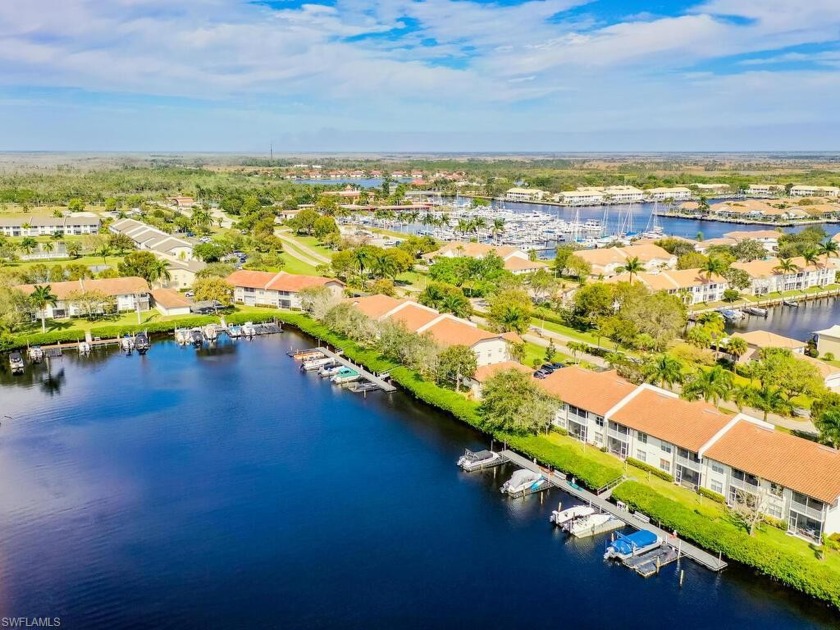 Welcome to 254 Newport Dr Unit 412! This charming 2nd-floor end - Beach Condo for sale in Naples, Florida on Beachhouse.com