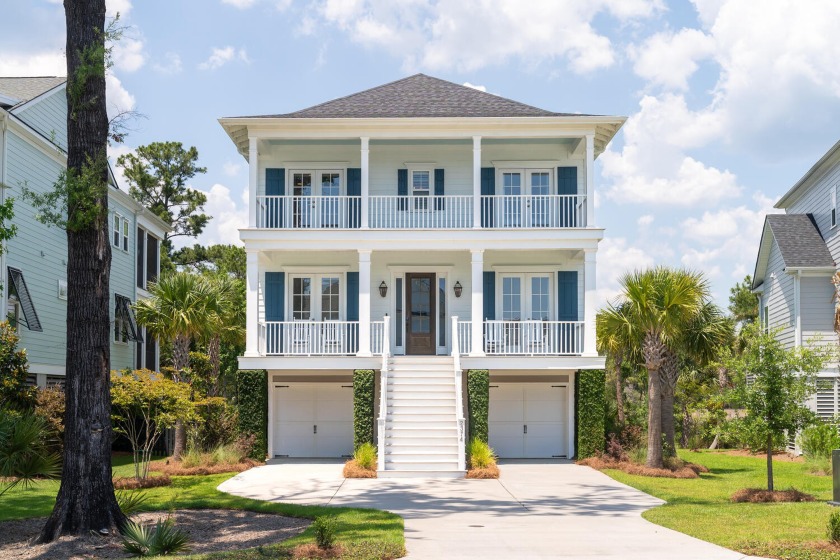 This spectacular elevated, 4 bedroom, 4 bath home is filled with - Beach Home for sale in Mount Pleasant, South Carolina on Beachhouse.com