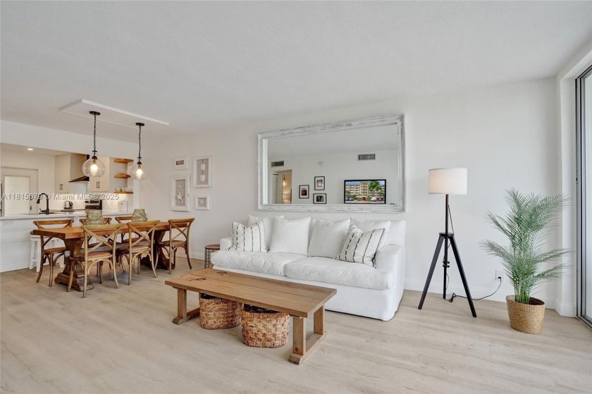 Beautifully renovated 2-bedroom condo sold fully furnished and - Beach Condo for sale in Pompano Beach, Florida on Beachhouse.com