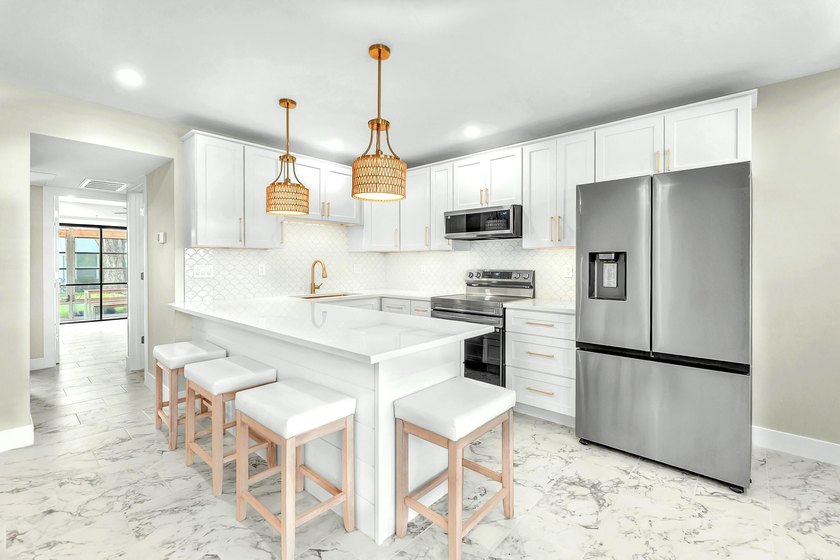 Welcome to Cedar Pointe with this Freshly Renovated BOTTOM Floor - Beach Condo for sale in Stuart, Florida on Beachhouse.com