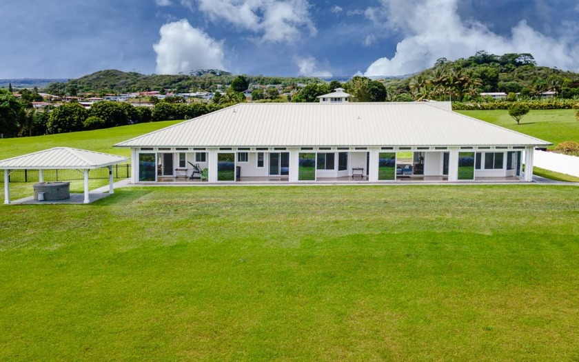 Discover an exclusive sanctuary along the iconic Onomea Scenic - Beach Home for sale in Pepeekeo, Hawaii on Beachhouse.com