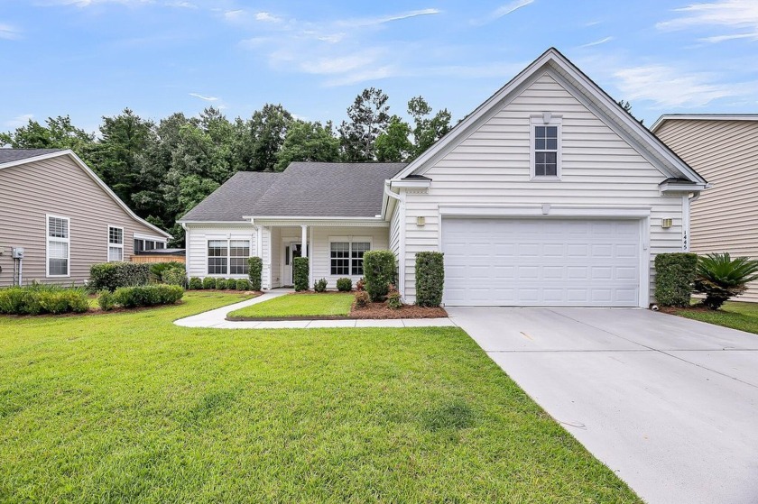 Welcome to this charming and well-maintained 3-bedroom - Beach Home for sale in Charleston, South Carolina on Beachhouse.com