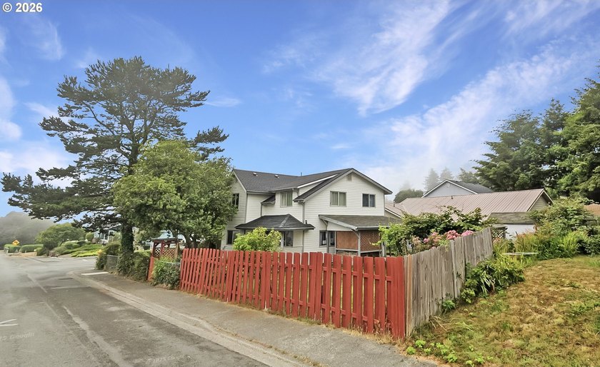 Ocean views and located in one of Brookings' most desirable - Beach Home for sale in Brookings, Oregon on Beachhouse.com