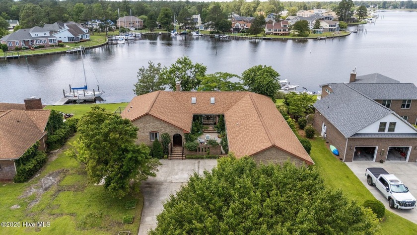 This Mediterranean-style brick home offers panoramic views of - Beach Home for sale in New Bern, North Carolina on Beachhouse.com