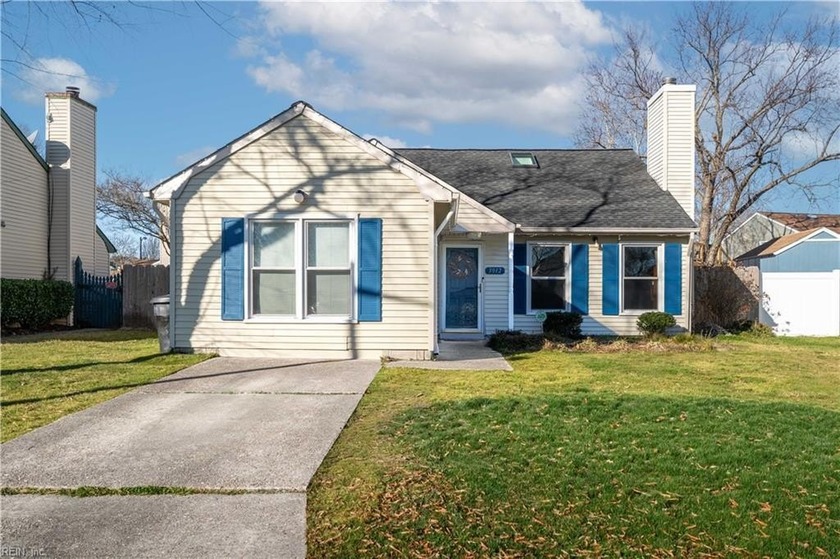 Make it a short day. Discover cozy one-level living in this - Beach Home for sale in Virginia Beach, Virginia on Beachhouse.com
