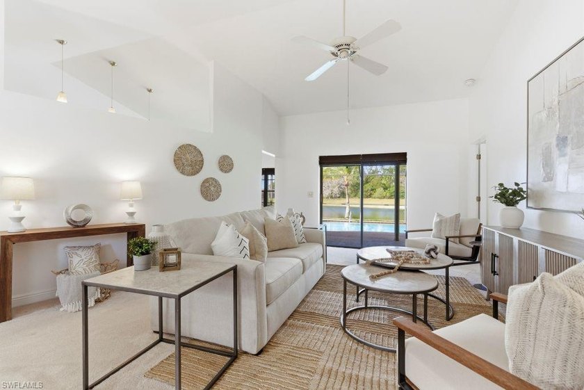 Pool days, fountained lake views and a street so quiet you'll - Beach Home for sale in Fort Myers, Florida on Beachhouse.com