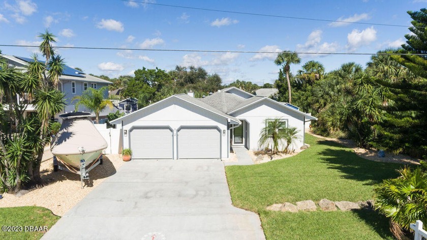 Beautiful saltwater canal home, 75' of bulkhead with - Beach Home for sale in Flagler Beach, Florida on Beachhouse.com