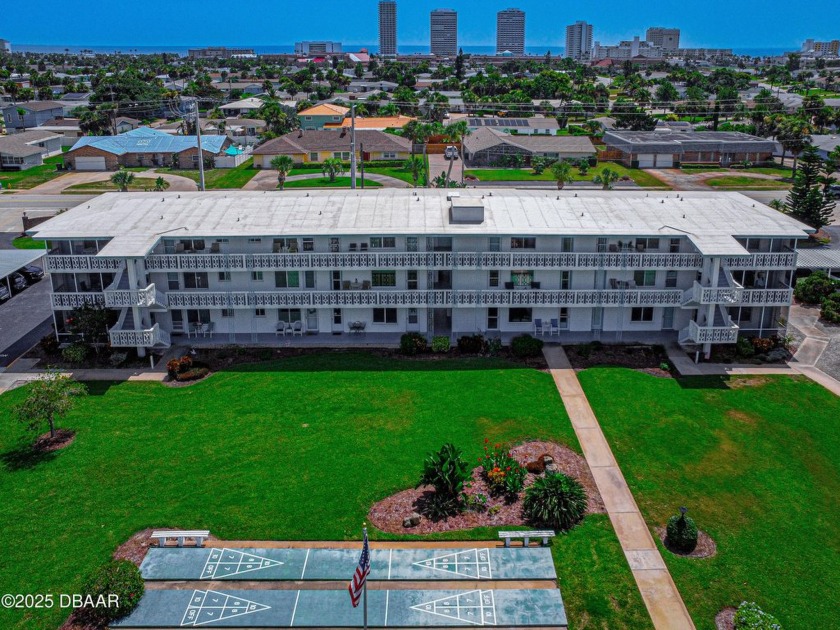 Welcome to your riverfront retreat in the heart of Daytona - Beach Condo for sale in Daytona Beach, Florida on Beachhouse.com