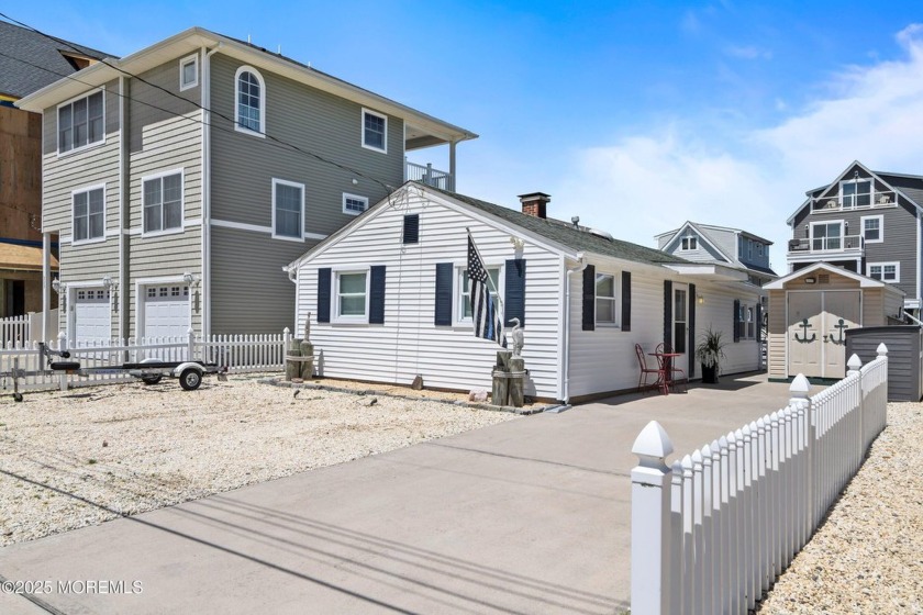 This adorable 2-bedroom, 1-bath home sits in one of the most - Beach Home for sale in Bayville, New Jersey on Beachhouse.com