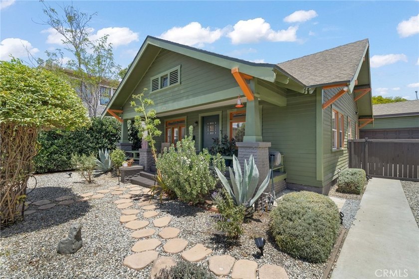 Beautifully updated Craftsman home located in the historic - Beach Home for sale in Long Beach, California on Beachhouse.com