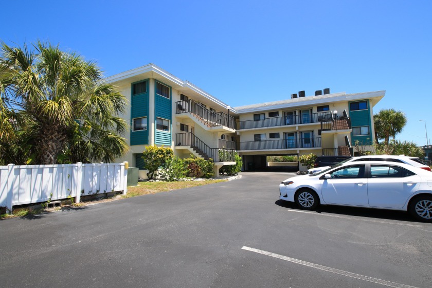 Anna Maria Island Bridge Port Beach Resort - Beach Vacation Rentals in Bradenton Beach, Florida on Beachhouse.com