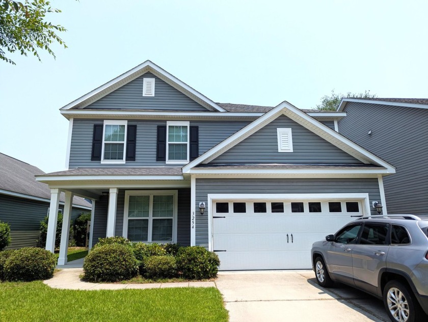 Beautiful home in Maybank Village in scenic Johns Island! With 4 - Beach Home for sale in Johns Island, South Carolina on Beachhouse.com