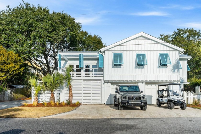 Incredible opportunity to own a beautifully renovated Sullivan's - Beach Home for sale in Sullivans Island, South Carolina on Beachhouse.com
