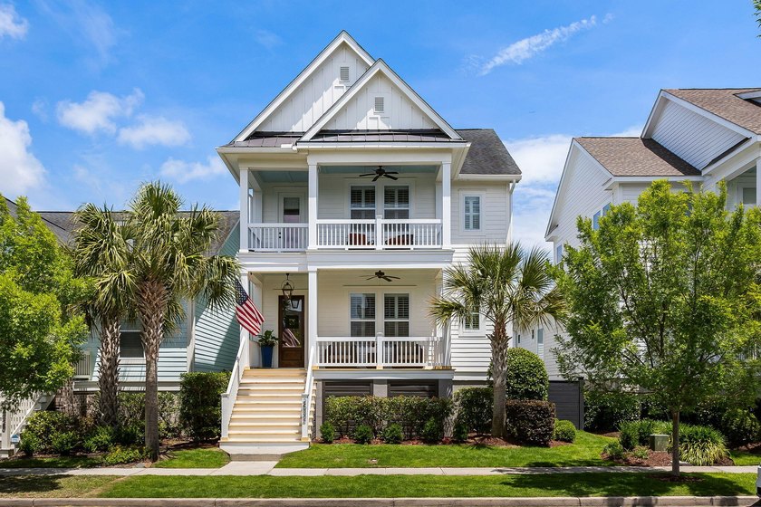 TOTAL SQ FT - 3022 - Don't miss this stunning Daniel Island home - Beach Home for sale in Charleston, South Carolina on Beachhouse.com