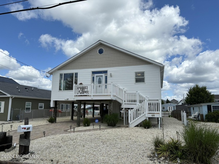 Bring your fussiest buyers. This raised ranch features 3 - Beach Home for sale in Little Egg Harbor, New Jersey on Beachhouse.com