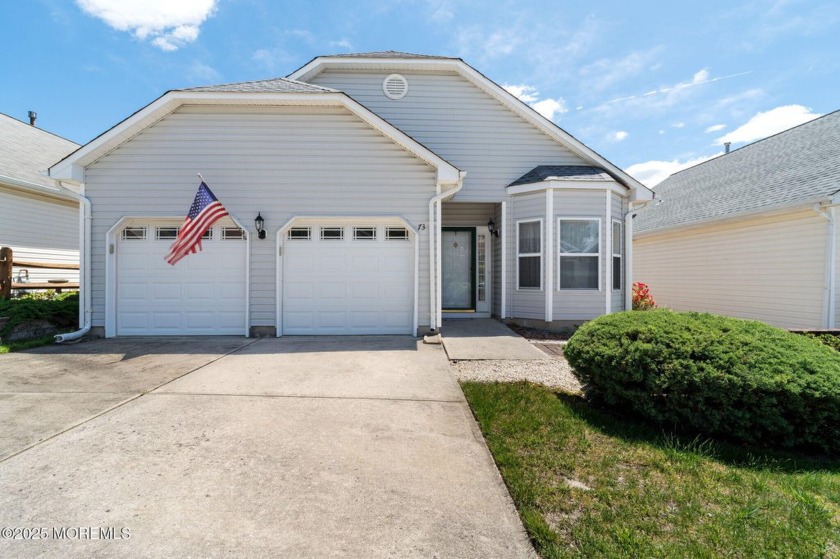 Newer Roof, HVAC System 5 years old in this Popular Nantucket - Beach Home for sale in Manahawkin, New Jersey on Beachhouse.com