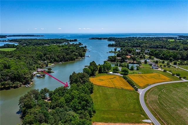 Almost 2 acres with 171' of waterfrontage and 4-5 ft MLW on - Beach Lot for sale in Heathsville, Virginia on Beachhouse.com