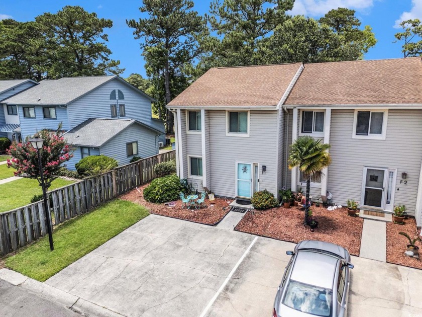 Welcome to this delightful two-bedroom, two-and-a-half-bathroom - Beach Townhome/Townhouse for sale in Little River, South Carolina on Beachhouse.com
