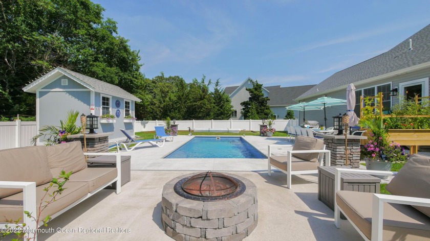 Experience redefined Coastal Living 5 miles from the BEACH in - Beach Home for sale in Cape May Court House, New Jersey on Beachhouse.com