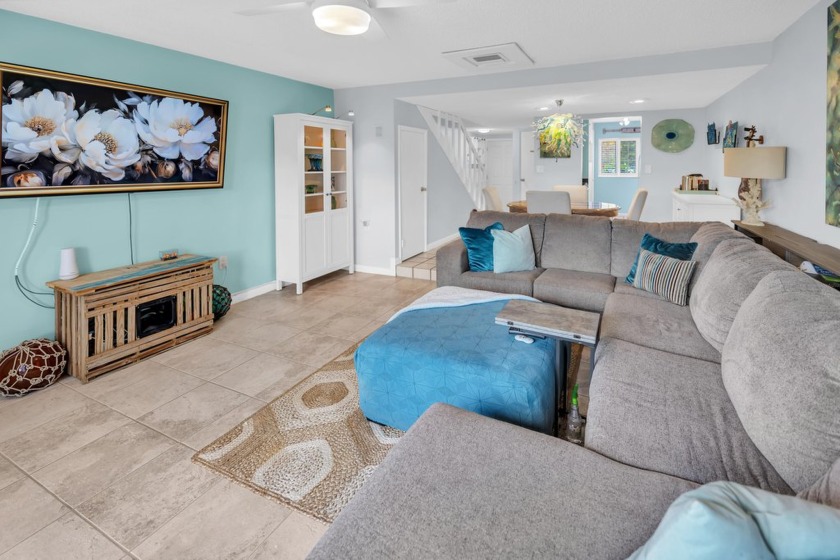 Move-in ready townhouse located in the heart of Islamorada! This - Beach Townhome/Townhouse for sale in Plantation Key, Florida on Beachhouse.com