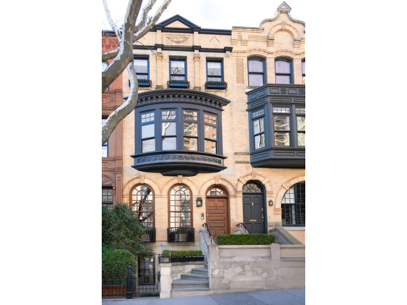 Just off Park Avenue in Carnegie Hill's Historic District, this - Beach Home for sale in New York, New York on Beachhouse.com