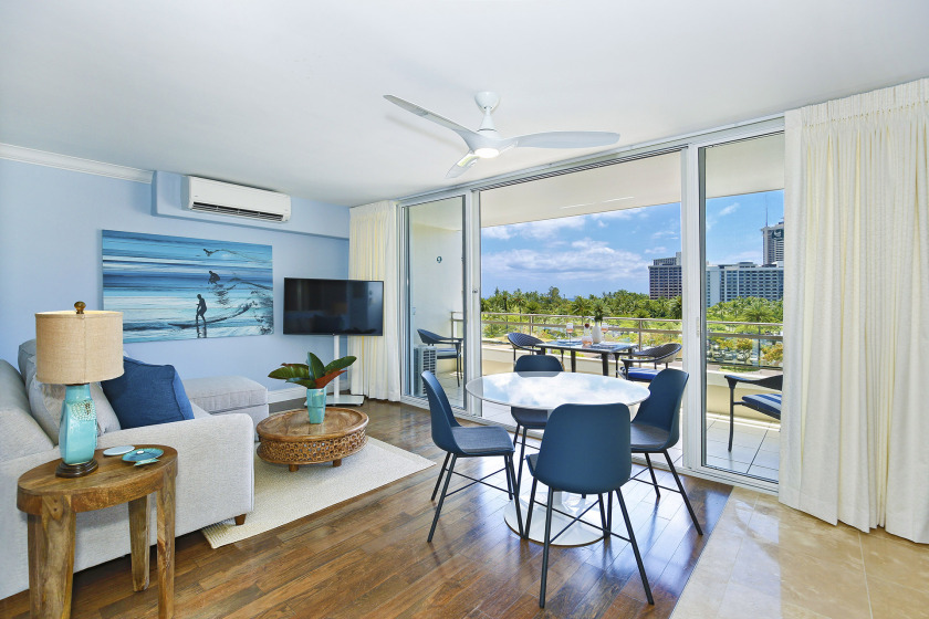 Heart of Waikiki With Partial Ocean View! Washlet! - Beach Vacation Rentals in Honolulu, Hawaii on Beachhouse.com