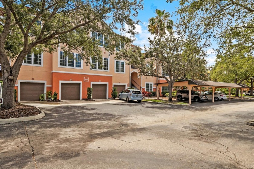 A must see condo in a nice community .The unit has a laundry - Beach Condo for sale in Sarasota, Florida on Beachhouse.com