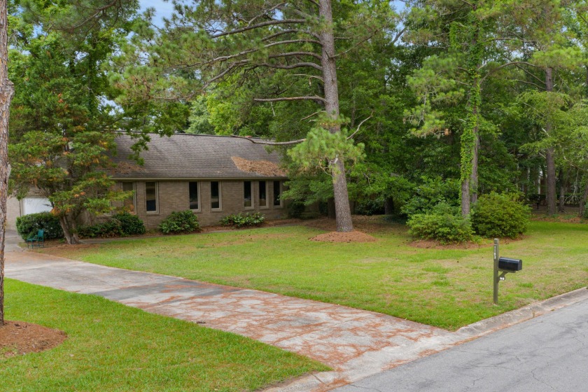 Amazing opportunity to purchase a charming brick ranch home on - Beach Home for sale in Mount Pleasant, South Carolina on Beachhouse.com