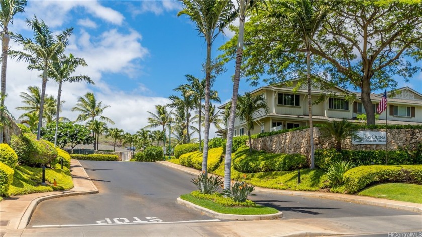 Enjoy resort living in this 2-story, 2 bed, 2.5 bath townhome - Beach Condo for sale in Kapolei, Hawaii on Beachhouse.com