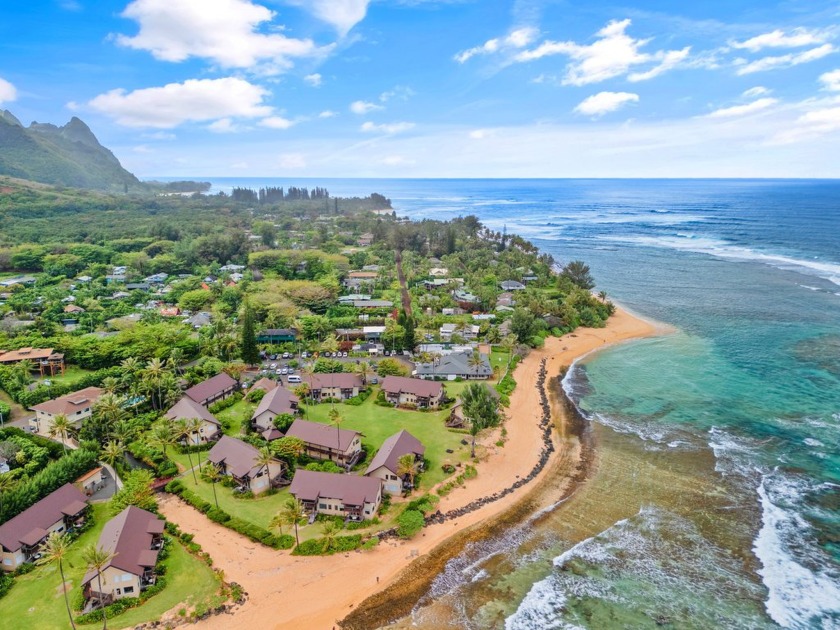 This charming 2-bedroom, 1.5-bath top-floor end unit condo - Beach Condo for sale in Hanalei, Hawaii on Beachhouse.com