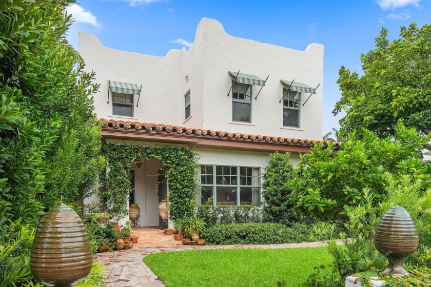 Renovated by one of America's most acclaimed tastemakers, this - Beach Home for sale in West Palm Beach, Florida on Beachhouse.com