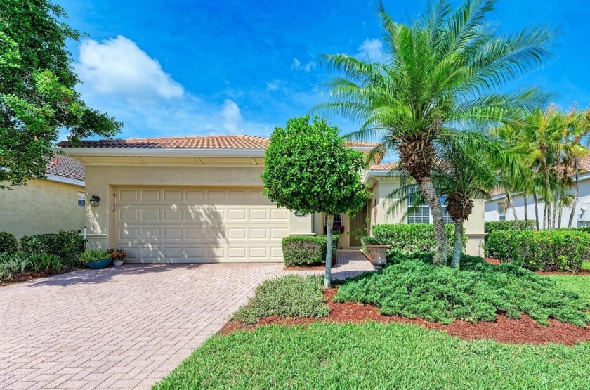 *Golf Deeded Home with Room For a Pool* Resort style - Beach Home for sale in Bradenton, Florida on Beachhouse.com